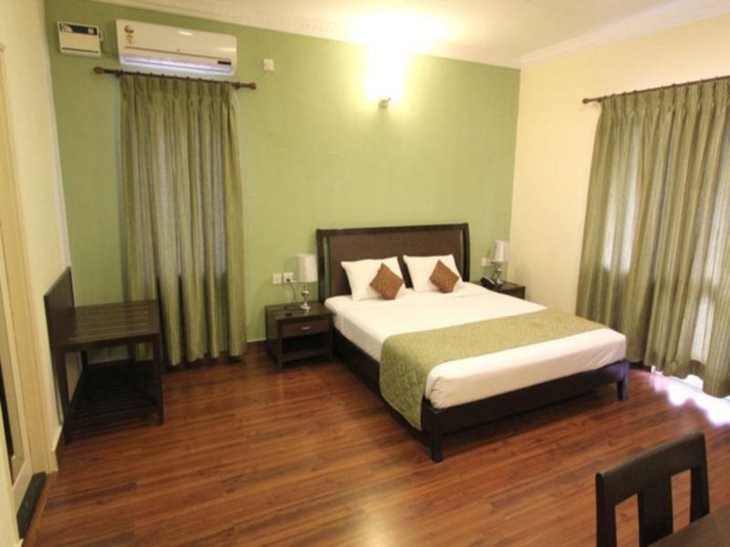 Trinity Suits Bangalore Exterior foto